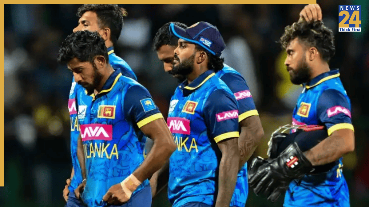 ICC ने श्रीलंका की जीत पर फेरा पानी, मैच के बाद सभी 11 खिलाड़ियों को सुनाई कड़ी सजा