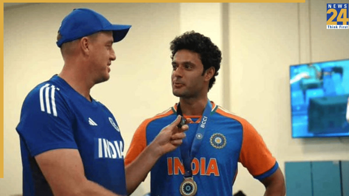 IND vs UAE: शिवम दुबे ने जीता BCCI का खास अवॉर्ड, मोर्नी मोर्कल ने पहनाया मेडल, देखें वीडियो