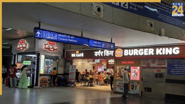 source- Delhi metro station