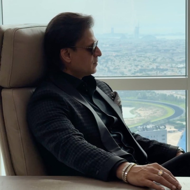 vivek oberoi vivek oberoi-1-2-3-4-5
