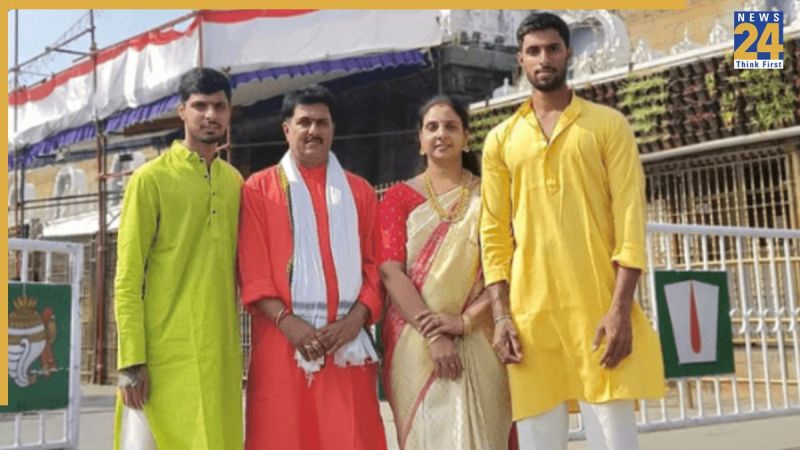 tilak varma family, tilak varma family tree, tialk varma brother, tilak varma sister, tilak varma mother, tilak varma father, tilak varma asia cup 2025