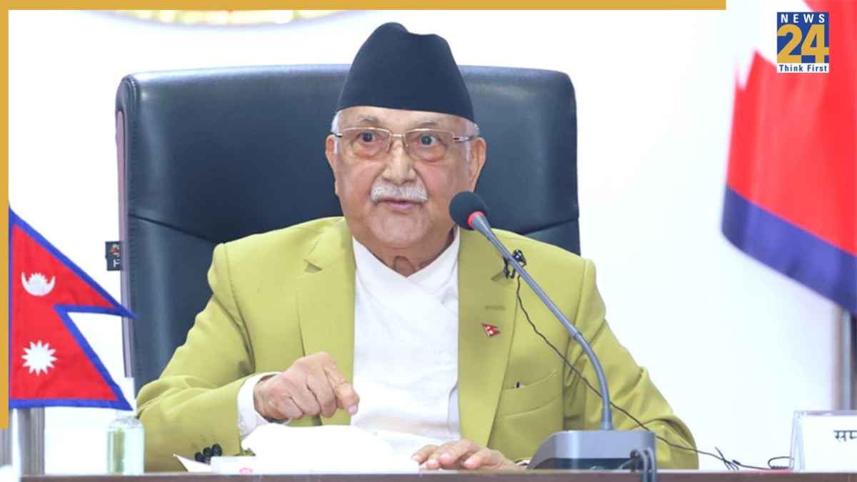 नेपाल के प्रधानमंत्री केपी ओली नेपाल के प्रधानमंत्री केपी ओली