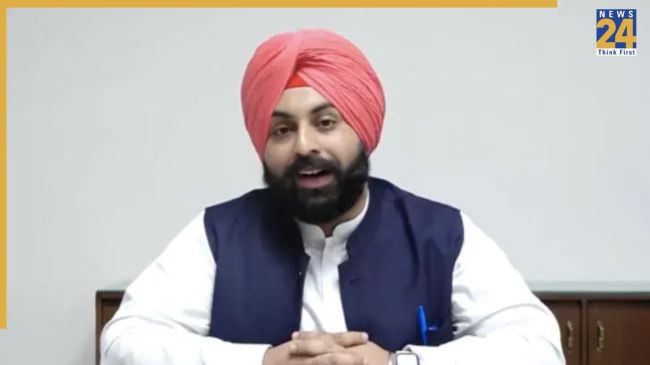 Chandigarh News, Chandigarh Latest News, Chandigarh, Punjab Flood, Punjab Government, Public Relations Minister Harjot Singh Bains, चंडीगढ़ न्यूज, चंडीगढ़ ताजा खबर, चंडीगढ़, पंजाब बाढ़, पंजाब सरकार, जनसंपर्क मंत्री हरजोत सिंह बैंस