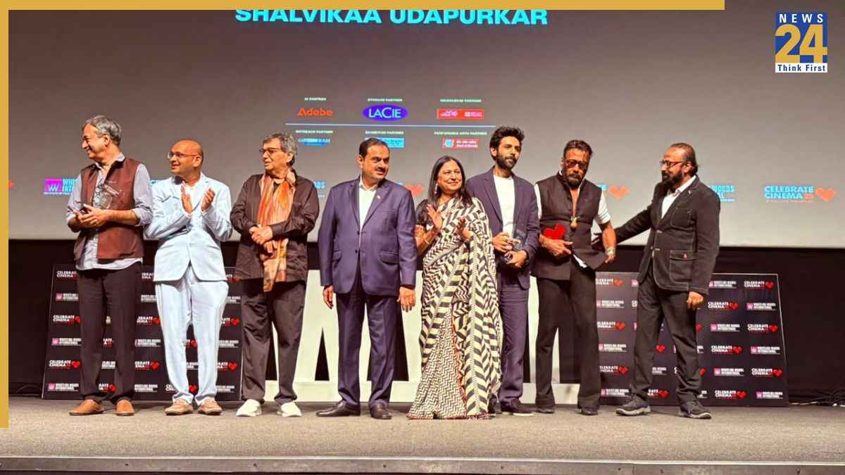 Gautam Adani, Subhash Ghai, Filmmaking Institute, Whistling Woods International, Mumbai, Actors Kartik Aaryan, Rajkumar Hirani, गौतम अडाणी, सुभाष घई, फिल्म निर्माण संस्थान, व्हिसलिंग वुड्स इंटरनेशनल, मुंबई, अभिनेता कार्तिक आर्यन, राजकुमार हिरानी