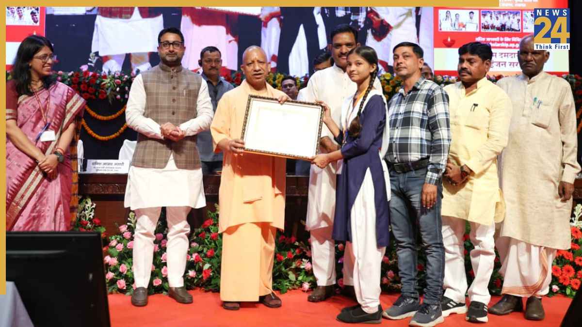 OBC छात्रों के उत्थान में योगी सरकार अव्वल, कल्याण के लिए उठाए कई ऐतिहासिक कदम