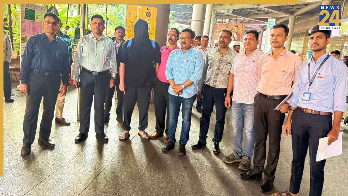 मुंबई पुलिस को बड़ी सफलता, सलीम डोला का करीबी गिरफ्तार, दुबई में बैठकर भारत में चला रहा था ड्रग्स सिंडिकेट