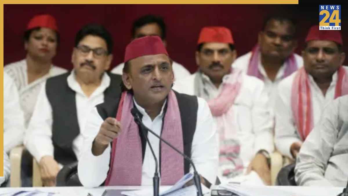 सपा ने बरेली भेजा डेलीगेशन, पुलिस ने लखनऊ में ही रोका, संभल सांसद जियाउर्रहमान को किया हाउस अरेस्ट