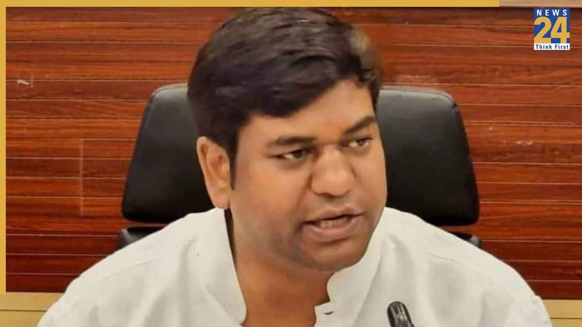 'महागठबंधन थोड़ा सा बीमार हुआ है… दिल्ली जा रहा हूं…', सीट शेयरिंग पर बोले मुकेश सहनी