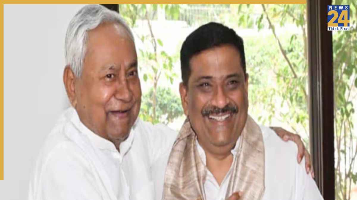 Bihar Elections 2025, Bihar Elections, Grand Alliance, Sanjay Jha, Shashi Bhushan Singh, VIP, RJD, Supaul Assembly seat, Nitish Kumar, RJD, Lalu Yadav, बिहार चुनाव 2025, बिहार चुनाव, बिहार, नीतीश कुमार, शशि भूषण सिंह, वीआईपी, राजद, सुगौली विधान सभा सीट, संजय झा