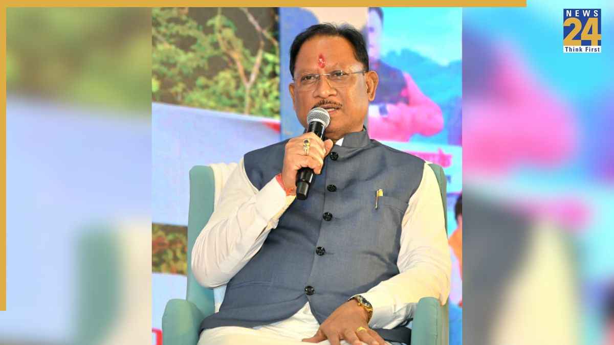 CM विष्णुदेव साय ने लिया सुशासन संवाद कार्यक्रम में भाग, जिलों के नवाचारों को लेकर दिए निर्देश