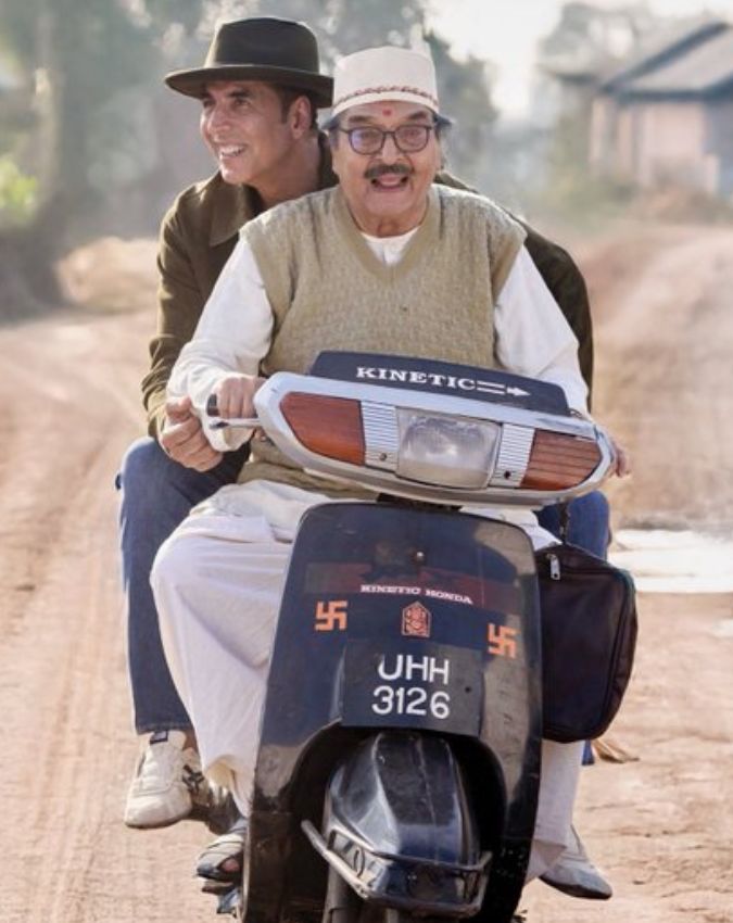 Asrani, Asrani Net Worth, Asrani Family, Asrani Wife Manju Asrani-1-2-3