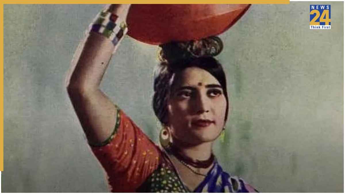 Bollywood First Colour Film