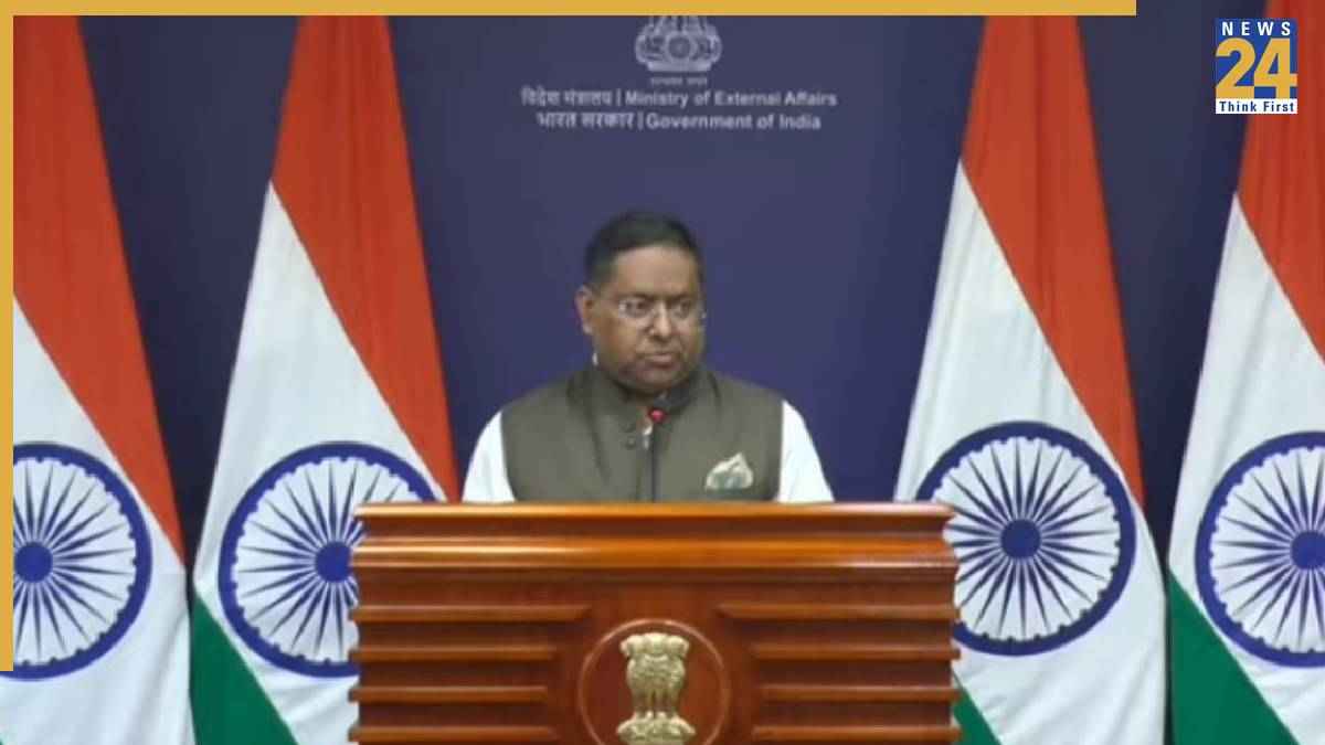 'PoK में जुल्मों की इंतहा हो गई', भारत ने असीम मुनीर और पाकिस्तान PM शहबाज शरीफ को सुनाई खरी-खरी