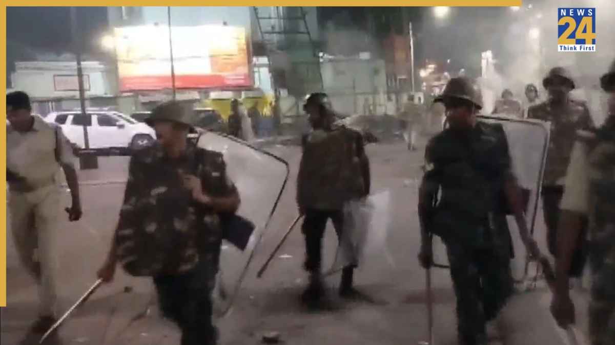 ओडिशा के कटक में कर्फ्यू…, इंटरनेट बैन; 8 पुलिसकर्मी समेत 25 घायल