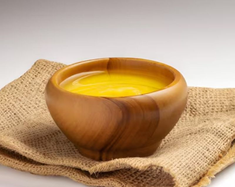 benefits of applying ghee-1-2-3-4-5-6