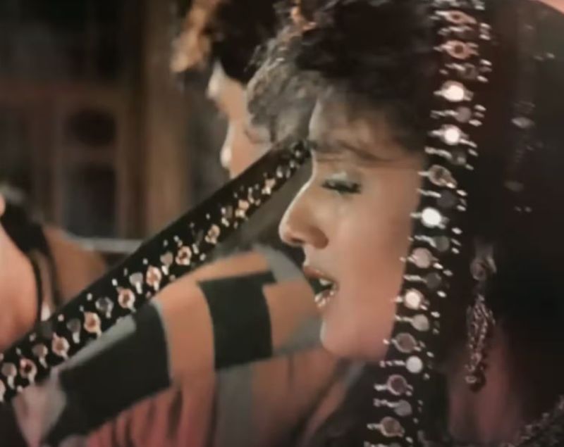 raveena tandon -1-2-3-4