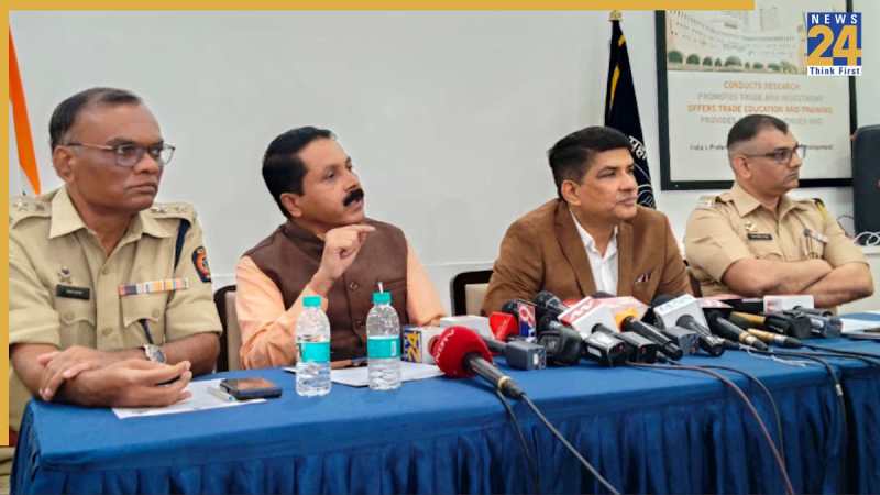 mumbai scam related press confrence