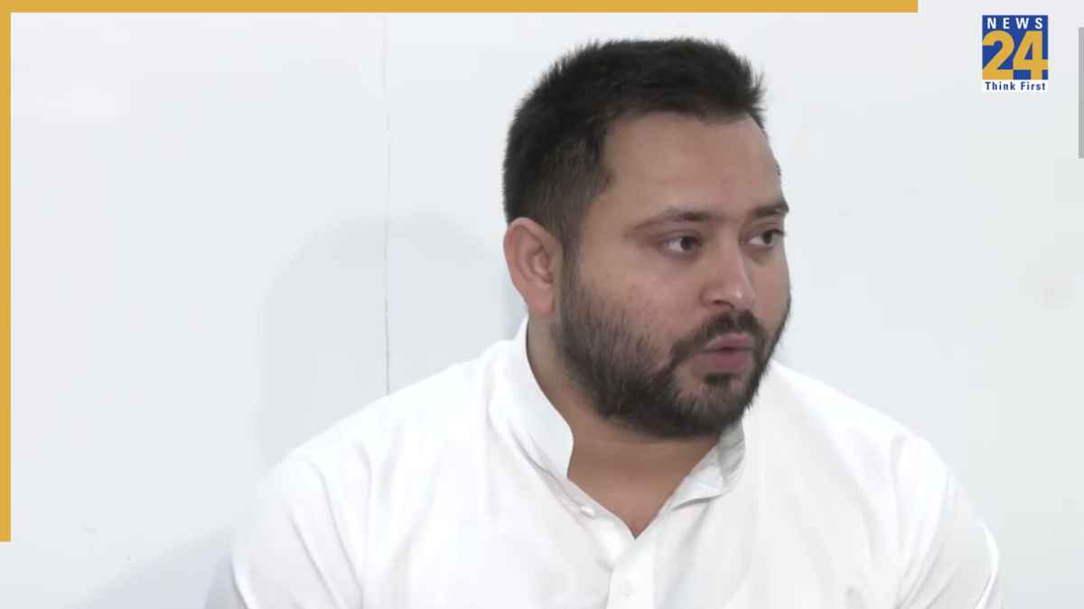 Bihar Chunav 2025: महागठबंधन को एक और झटका, कांग्रेस के बाद राजद विधायक ने भी दिया इस्तीफा
