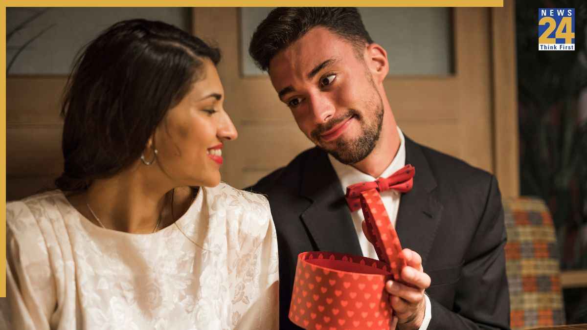 Karwa Chauth Gifts For Wife