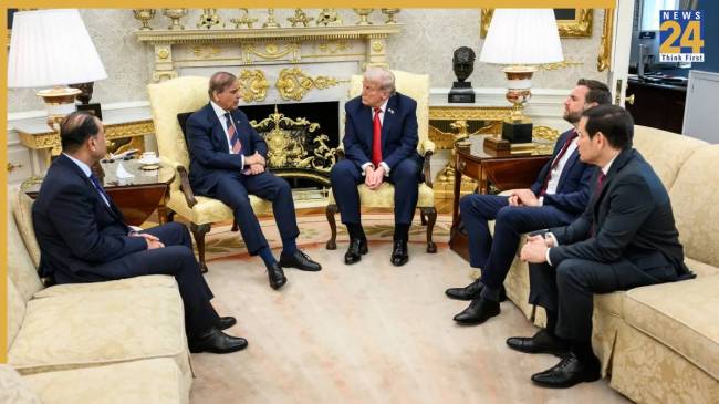 White House Donald Trump Donald Trump | Shehbaz Sharif | Asim Munir