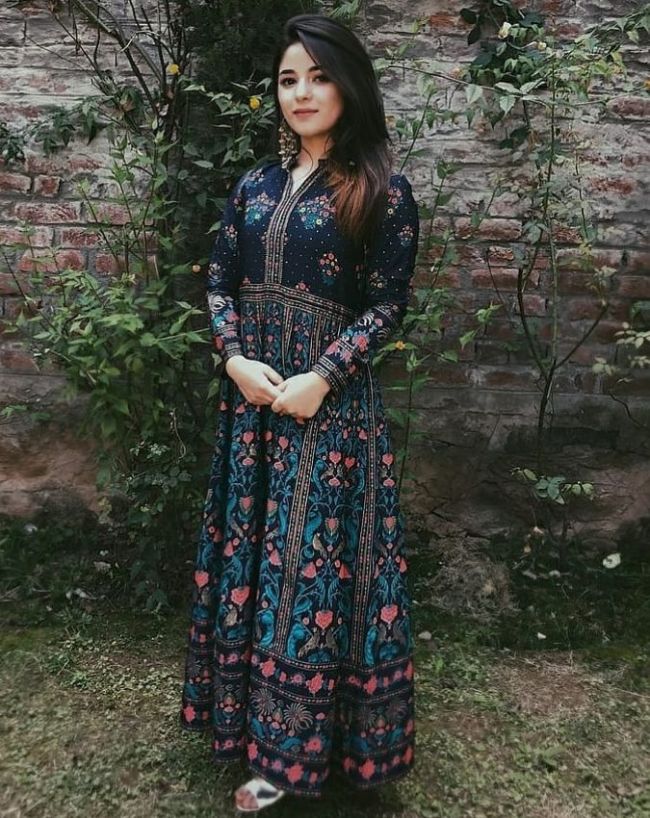 Who Is zaira wasim, zaira wasim Husband, Who is zaira wasim husband-1-2-3-4-5