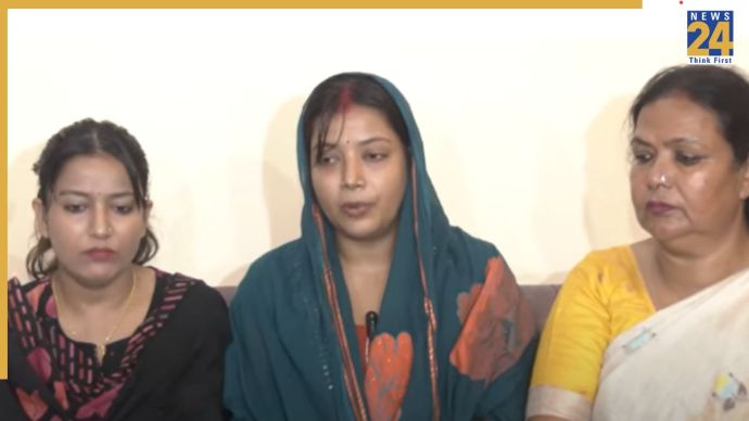 Bihar elections, Bihar assembly elections, Bhojpuri actors Pawan Singh, Jyoti Singh, Bihar politics, Jyoti Singh press conference, बिहार चुनाव, बिहार विधानसभा चुनाव, भोजपुरी कलाकार पवन सिंह, ज्योति सिंह, बिहार राजनीति, ज्याति सिंह प्रेसवार्ता