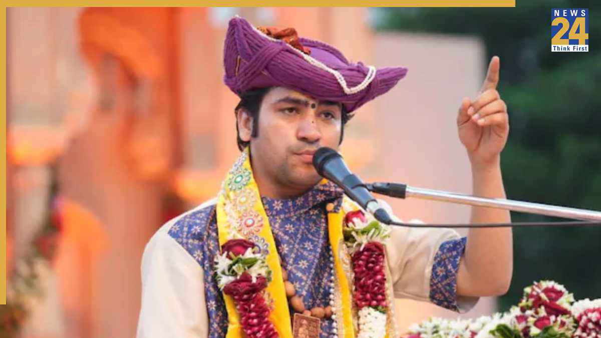 Video: 'पूरे देश में जगह-जगह…,' सनातन यात्रा के अंतिम दिन धीरेंद्र शास्त्री का बड़ा ऐलान