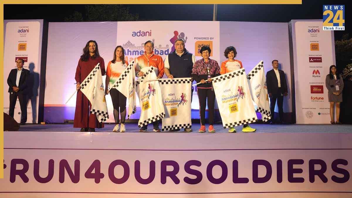 9th Adani Ahmedabad Marathon: रिकॉर्ड 24000 से अधिक धावकों ने लगाई दौड़, सशस्त्र बलों को दी गई श्रद्धांजलि