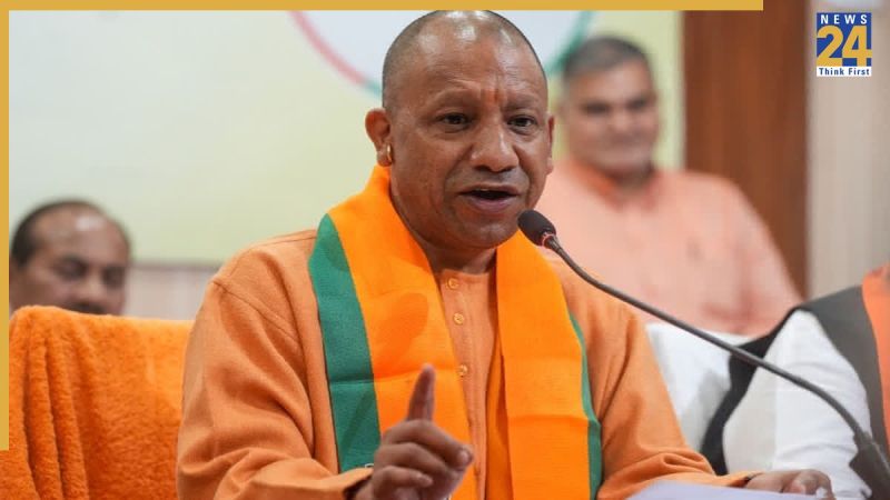 CM Yogi (1)