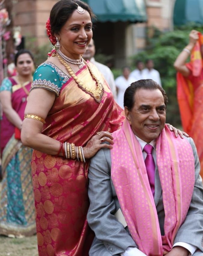 Hema Malini, Hema Malini Shares Special Moment Photos With Dharmendra Hema Malini, Hema Malini Shares Special Moment Photos With Dharmendra-1-2-3-4-5-6-7-8-9