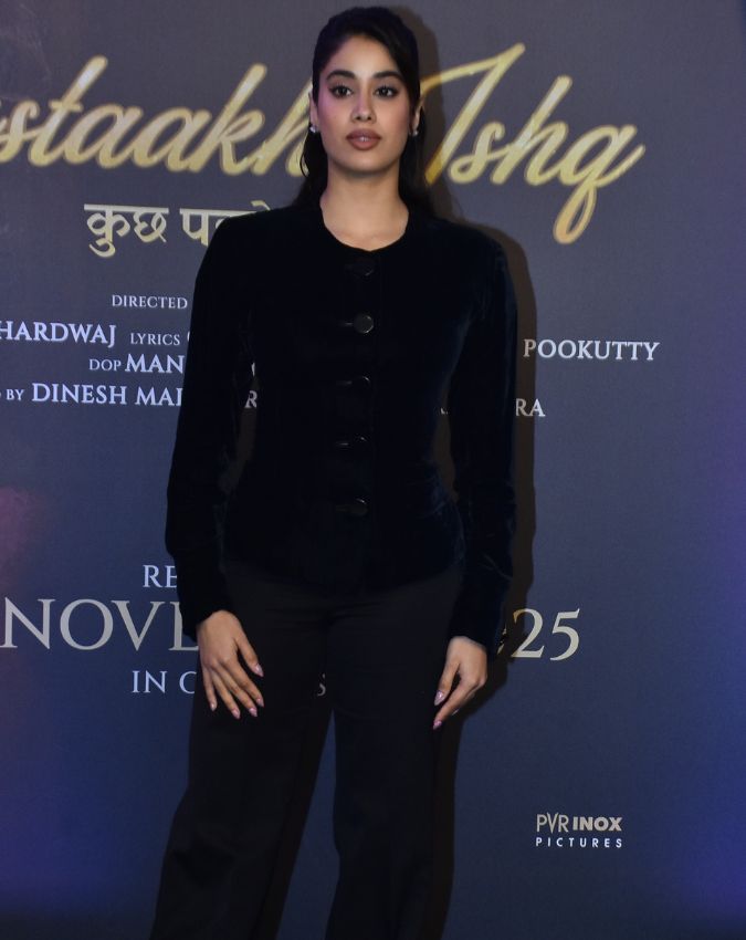 Gustaakh Ishq Screening Photos-1-2-3-4-5-6-7-8-9