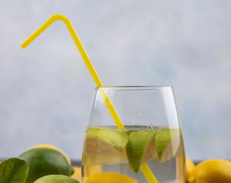 21 दिन रोजाना नींबू पानी पीने के ये हैं अद्भुत फायदे. Image Source Freepik -1-2-3-4-5-6