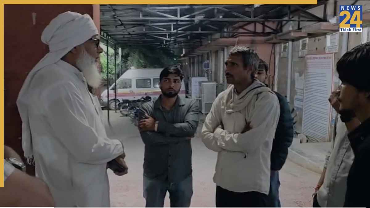 अलवर में तेज रफ्तार थार से बड़ा हादसा, बाइक सवार 5 लोगों को कुचला, मां बाप-बेटा और भतीजी की मौत