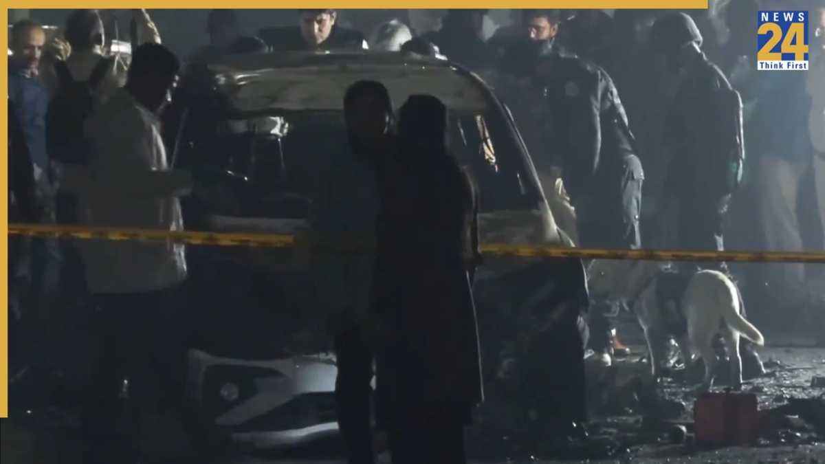 delhi blast car