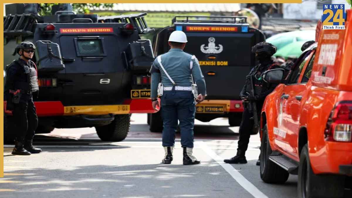 indonesia mosque blast