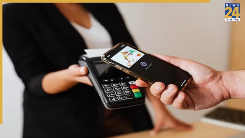 worlds first cashless country