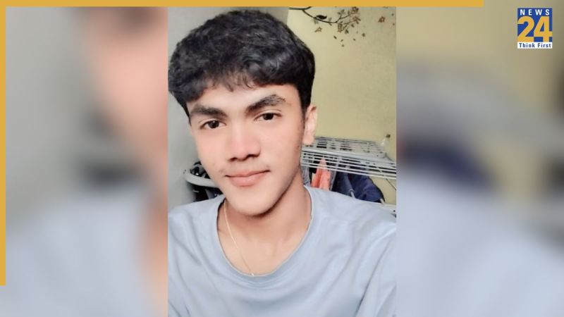 फाइल फोटो Social media influencers, Mumbai, Mumbai Police, drugs, film actors, Mumbai news, Marathi language, Hindi language, सोशल मीडिया इन्फ्लून्सर्स ओरी, मुंबई, मुंबई पुलिस, ड्रग्स, फिल्म कलाकार, मुंबई न्यूज, मराठी भाषा, हिन्दी भाषा