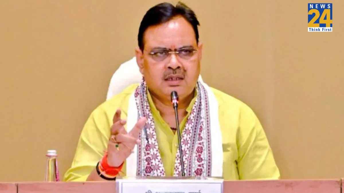 'अरावली के साथ छेड़छाड़ बर्दाश्त नहीं करेंगे', CM भजन लाल का कांग्रेस पर करारा प्रहार, बोले-हर गिरिराज के भक्त