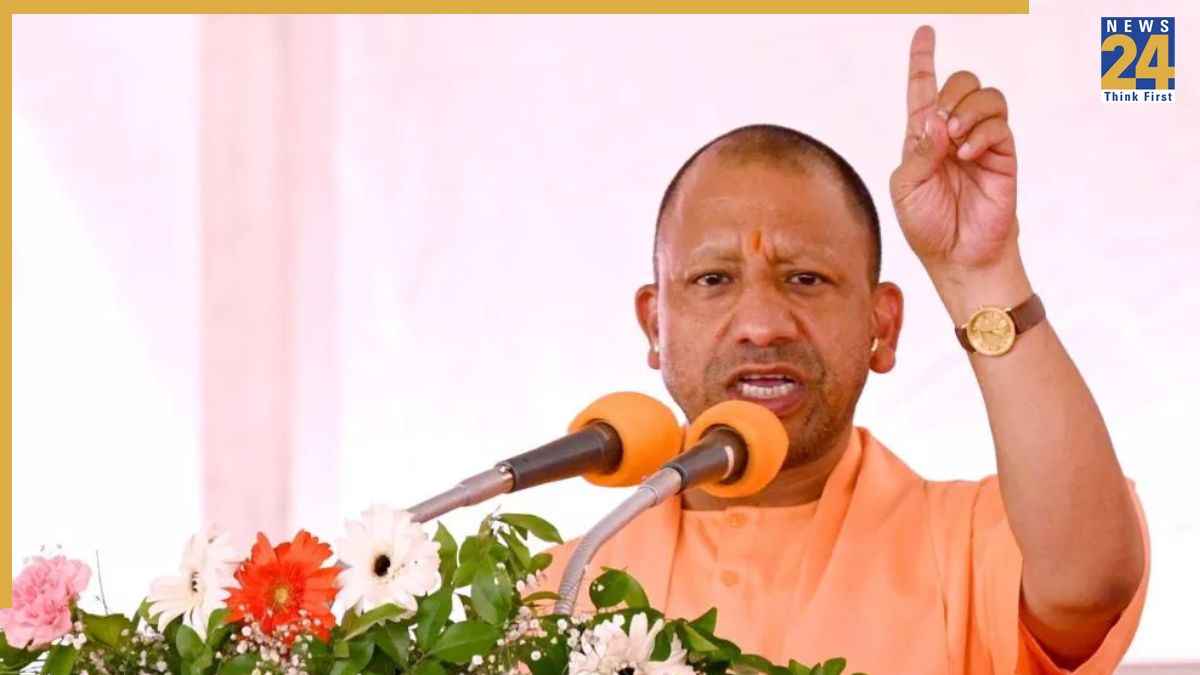 मुख्यमंत्री योगी आदित्यनाथ ने उत्तर प्रदेश होमगार्ड्स के 63वें स्थापना दिवस समारोह में जवानों को दिया सेवा का मूलमंत्र