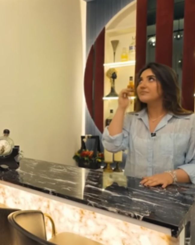 Ashnoor Kaur House Tour Inside Photos-1-2-3