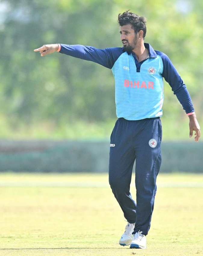 सकीबुल गनी-1-2-3-4-5