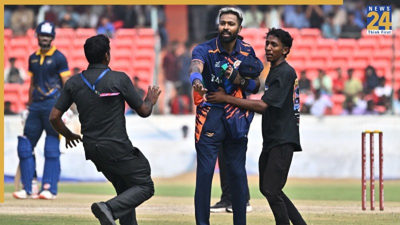 Hardik Pandya during Syed Mushtaq Ali Trophy 2025