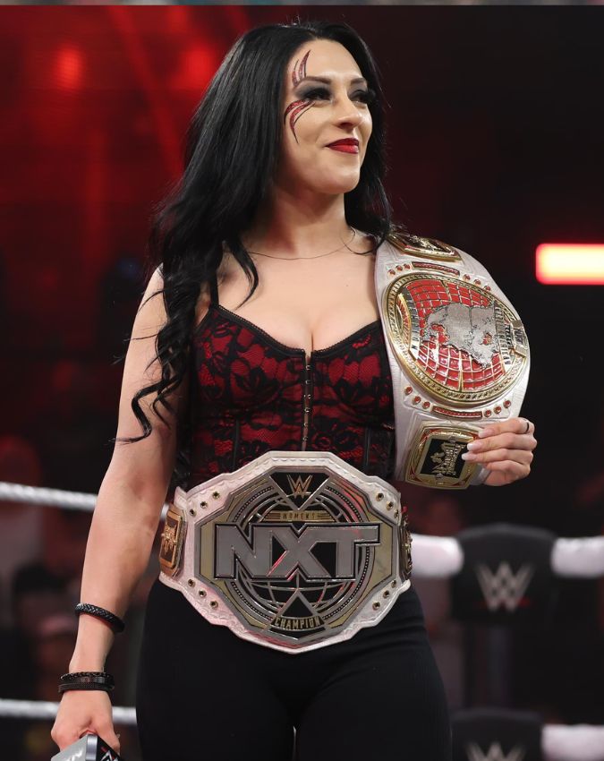 WWE (1) Beautiful Stars Champion Currently-1-2