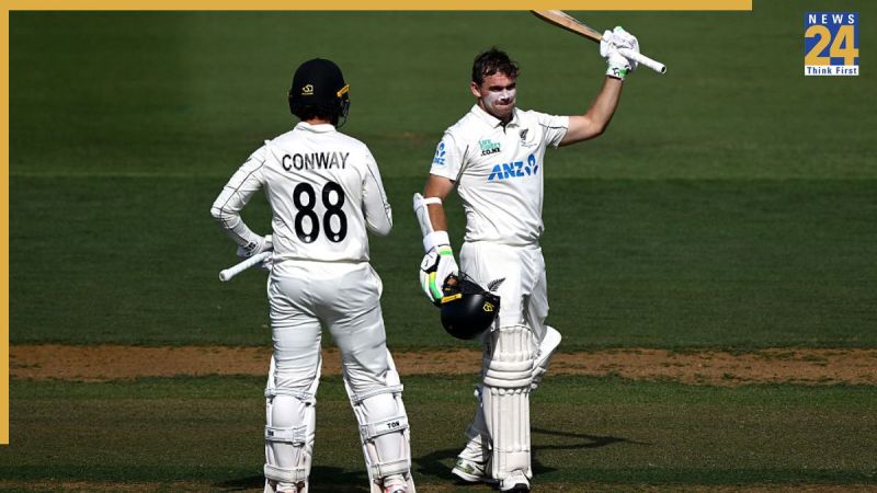 Devon Conway and Tom Latham