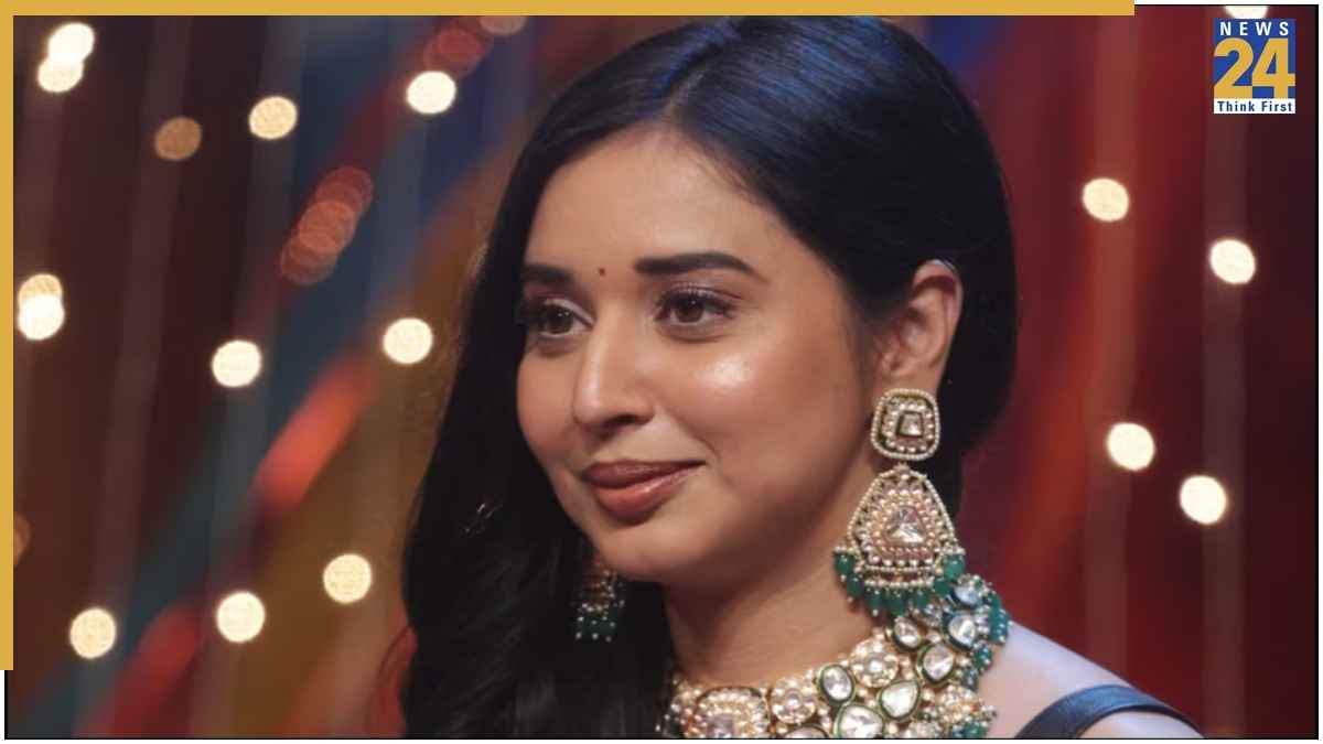 घर पहुंची बिग बॉस 19 की टीआरपी क्वीन, परिवार को देख नहीं थमे Tanya Mittal के आंसू