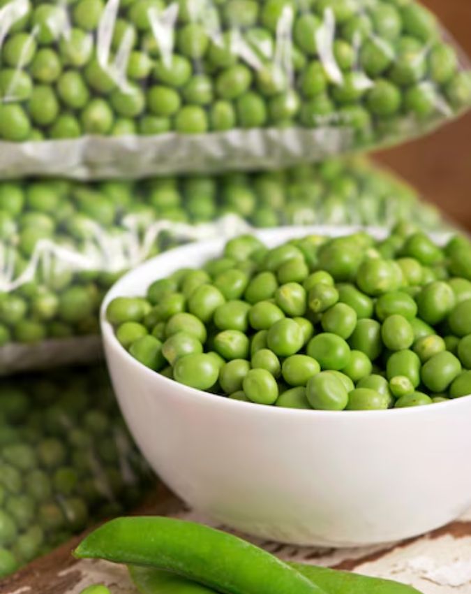 डाइट में जरूर शामिल करें हरी मटर . Image Source Freepik -1-2