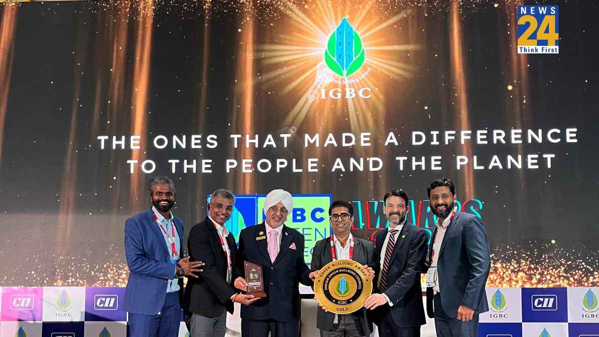 अडाणी ग्रीन एनर्जी ने रचा नया कीर्तिमान, अहमदाबाद HQ को मिली IGBC गोल्ड रेटिंग