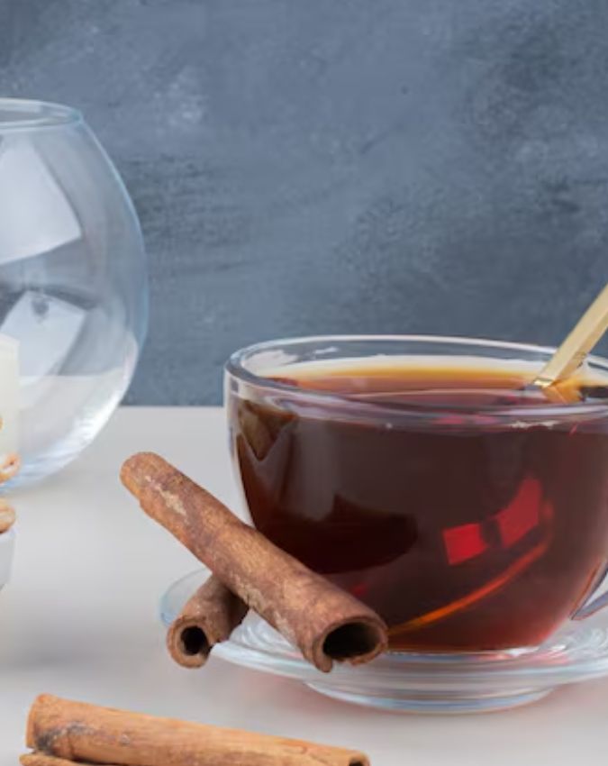 सुबह खाली पेट पिएं दालचीनी का पानी . Image Source Freepik Cinnamon water benefits-1-2-3