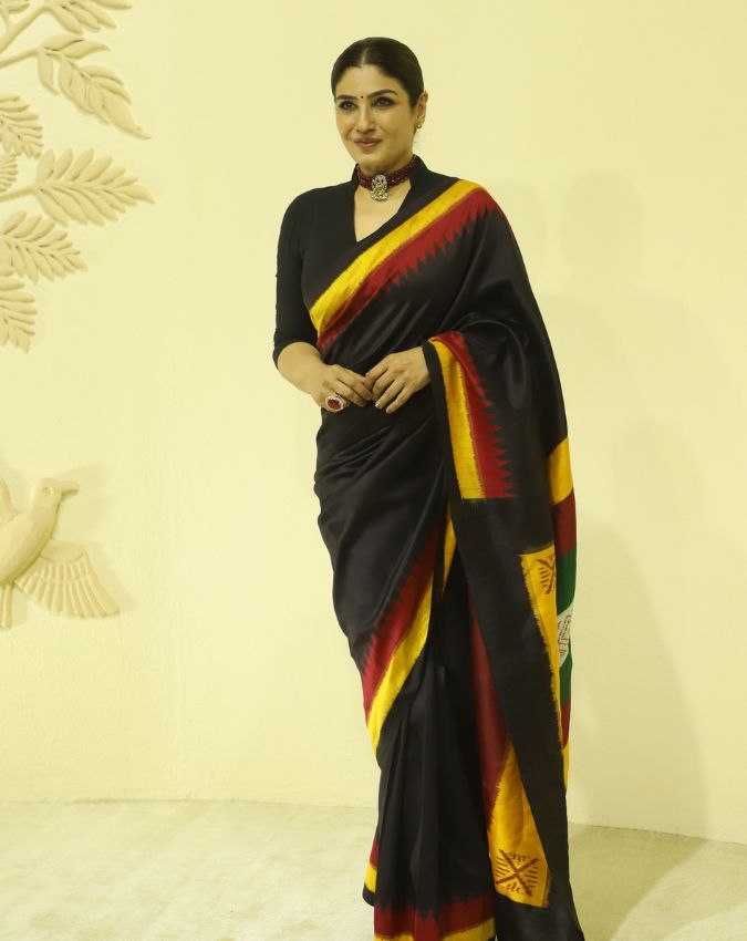 Bollywood Celebs Attend Nita Ambani Swadesh Event Bollywood Celebs Attend Nita Ambani Swadesh Event-1-2-3-4-5-6-7-8-9-10-11