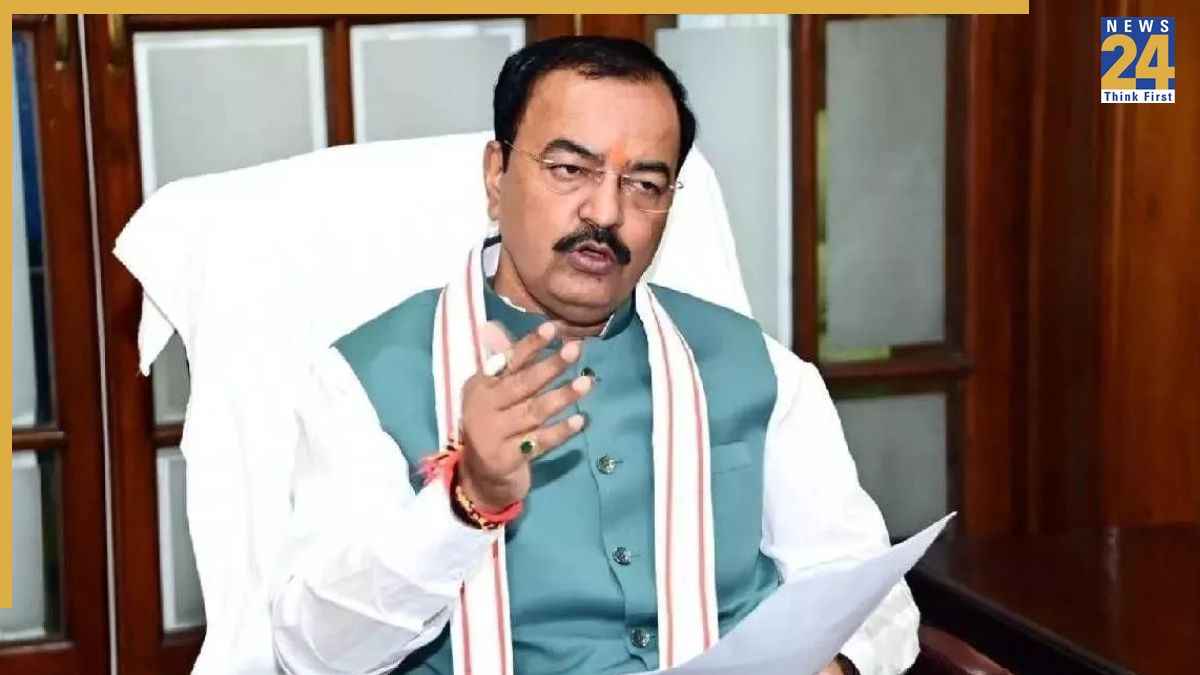 उप मुख्यमंत्री बोले, कोडीन कफ सिरप मामले से जुड़े दोषियों के खिलाफ होगी कठोर कार्रवाई, दोषियों को उल्टा लटकाकर करेंगे सीधा